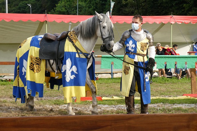 而令人拍案 而令人拍案